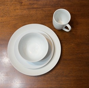 4 Piece Dinner Set - Place setting for 4 people - Dinner Plate - Salad Plate - Bowl - Coffee Cup - Color White - dishwasher freezer, and microwave safe