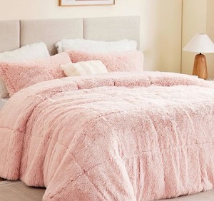Twin - Shaggy Comforter Set, Long Faux Fur Cozy Down Alternative, Modern Casual Ultra Soft All Season Fluffy Bedding with Matching Sham, TwinTwin XL, Blush 2 Piece