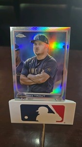 2022 Topps Chrome Mike Trout Refractor