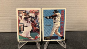 (2) 1994 Topps Gold Puckett Cards