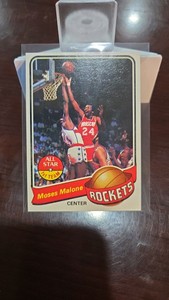 197980 Topps Moses Malone BASKETBALL Card