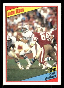 1984 Topps Dan Marino Football Rookie Card # 124 - In Action