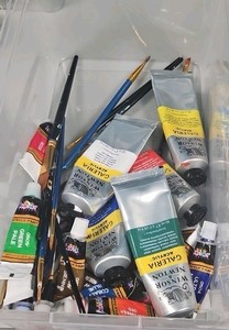 paints, paint trays and paint brushes
