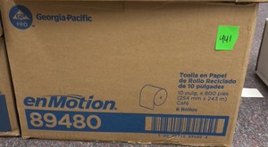 whole box of paper towels, 89480