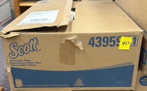 Full box of paper towels, 43959