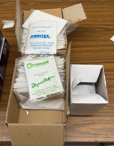 neck to knee aprons and hairnet