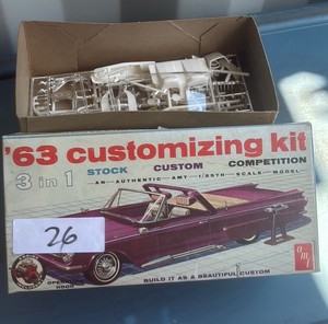 Vintage AMT 63 Ford 3-in-1 Customizing Kit (Unbuilt Project)