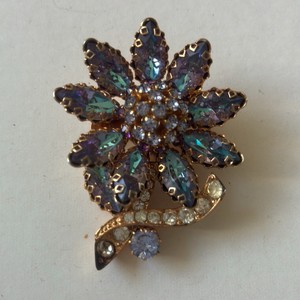 Vintage Signed SCHOFFEL Austria Crown Gold-Plated Aurora Borealis Rhinestone Floral Brooch