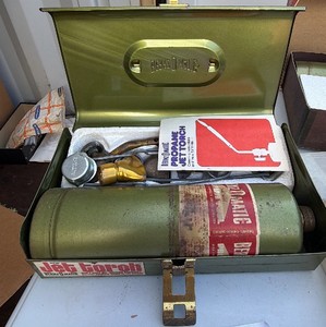 Vintage Bernz-O-Matic Maxi Propane Jet Torch Kit with Metal Case