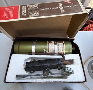 Vintage Bernz-O-Matic Maxi Propane Jet Torch Kit