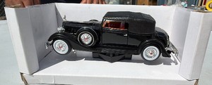 1930 convertible Packard Victoria