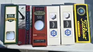 mixed lot of golf balls Titleist Nike