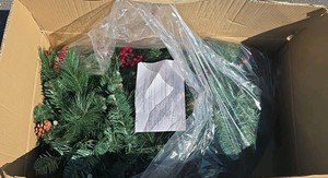 2012 battery operated Garland new