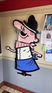 60 Pizza Hut Pete architectural restaurant mascot sign
