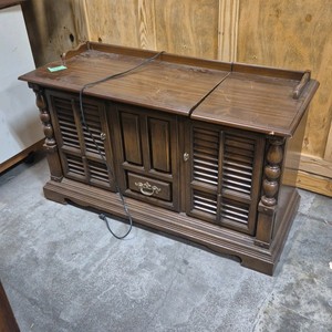 console stereo cabinet