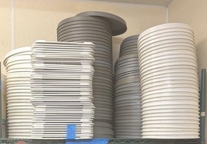 Molded Plastic 9x13 pan separators & round separators.