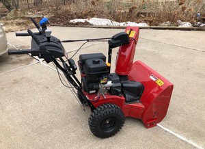 Toro Power Max 826 OXE Snowblower – 26” Two Stage, Electric Start Retail Price approx. $1400.00