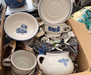 Vintage Pfaltzgraff Yorktowne USA Stoneware Set – Blue Floral Mugs, Bowls & Plates