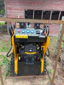 UNUSED 2026 COMPACT TRACK LOADER AGT MX-CRT23