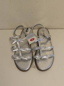 CAT & JACK KIDS SANDALS SIZE 5 SILVER