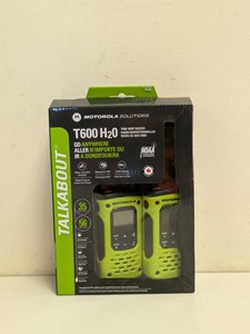 MOTOROLA SOLUTIONS T600 H20 TWO-WAY RADIOS 2PK