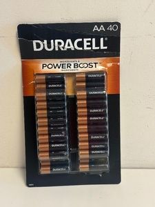 NEW DURACELL AA 40