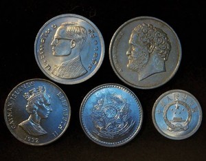 (5) Lightly Circulated Tougher World Coins