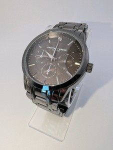 Geoffrey Beene mens chronograph watch, workingnew battery