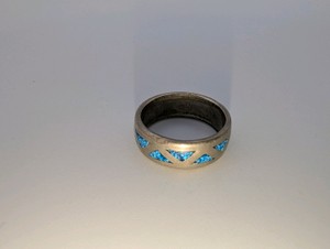 Vintage sterling silver ring,inlaid turquoise chip triangles, southwestern diamond pattern, size 6.5