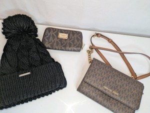 Michael Kors Lot, Jetsetter Handbag, Wallet, Beanie