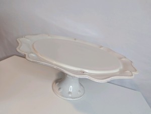 Juliska Berry & Thread whitewash ceramic cake stand