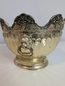 Vintage Silver-plated Monteith-style serving bowl, ornate lion head handles and grape leaf detailing