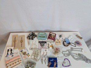 New Fashion Jewelry Lot#1 Reseller Lot