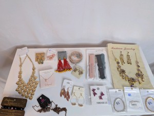 Fashion Jewelry Lot #6, Reseller Lot