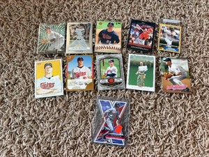 Justin Morneau Twins Card Lot