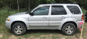 2005 Ford Escape LTD