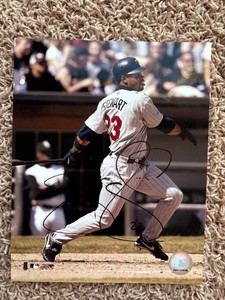 Shannon Stewart Autographed 8x10 Picture Minnesota Twins Authentic Sticker MLB