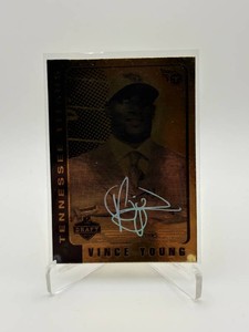 Vince Young Gold Draft Day Rookie Card Serial #d 2006