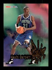 1995-96 SkyBox Kevin Garnett Rookie Card