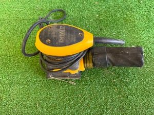 DeWalt D26441 14 Sheet Palm Sander
