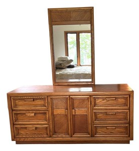 BR2 - Vintage Oak Dresser With Mirror Light Vintage Wear