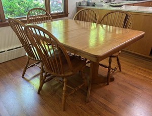 K - Vintage Oak Dining Table & 5 Chairs