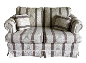 FR - Vintage Hamilton House Furniture Loveseat Sofa