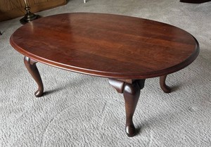 FR - Vintage Queen Anne Style Cherry Oval Coffee Table