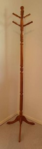 BR1 - Wooden Coat Rack