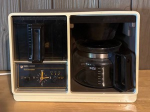 LLR - Vintage Black & Decker Spacemaker Coffee Machine