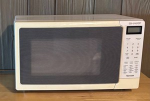 LLR - Vintage Sharp Carousel Microwave Oven R-203HW