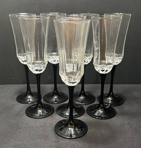 K - Vintage Luminarc Arcoroc Stemware (Lot of 8)