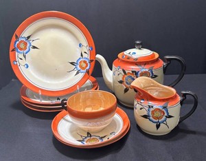 K - Vintage Floral Tea Set Teapot Cup Saucers Plates