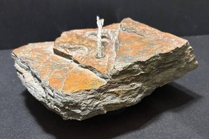 K - Donna Rock Candle Holder